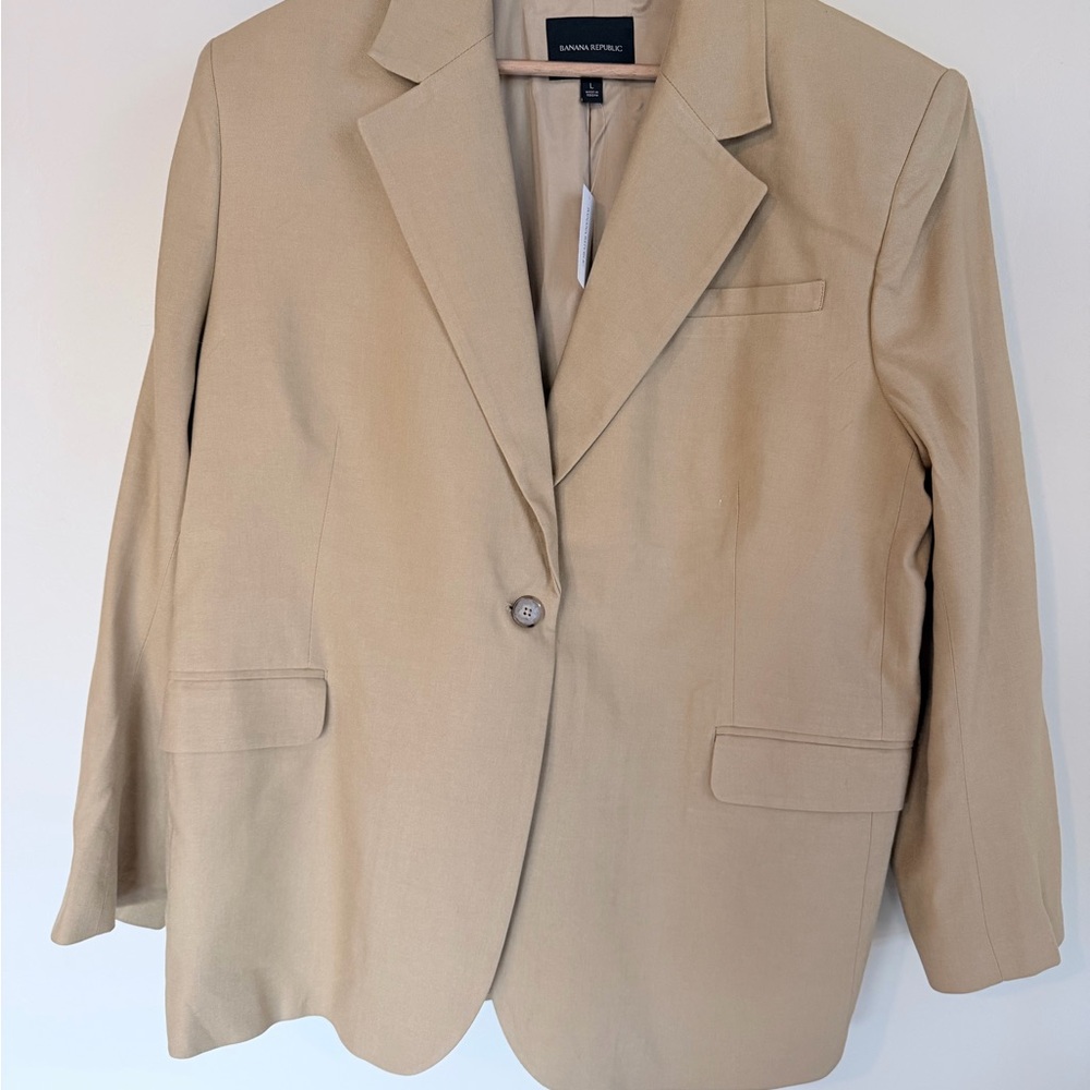 Banana Republic Classic Beige Blazer